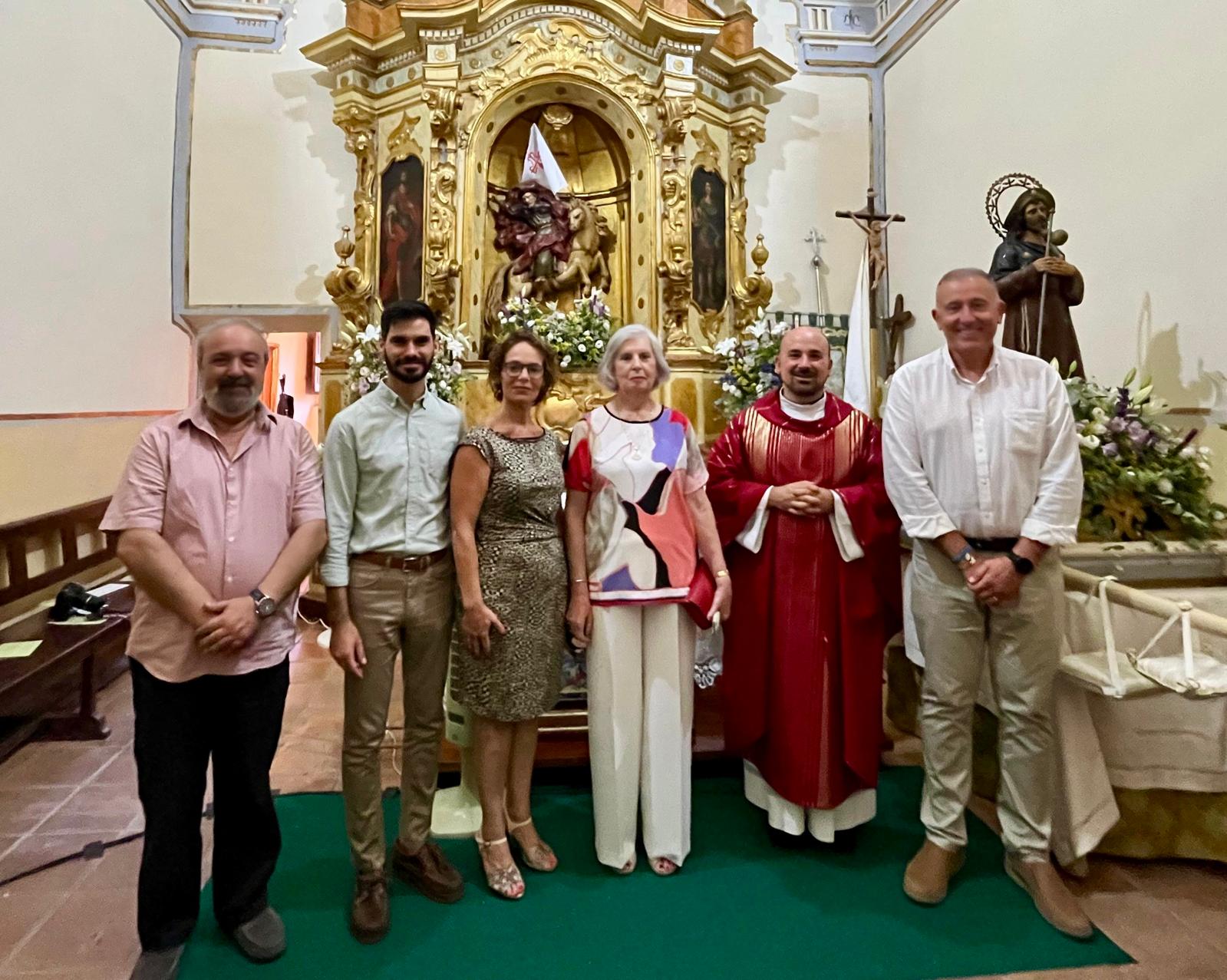 Los ediles de Agricultura, Medio Ambiente, Ermitas y Salud pública han acompañado a la Comanda de Fadrell en la misa en honor a Sant Jaume