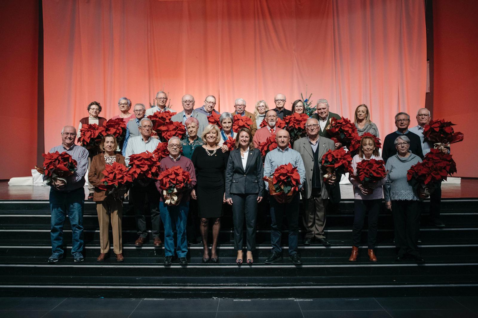 L'Ajuntament de Castelló ret homenatge a les persones majors de la ciutat en el tradicional brindis nadalenc