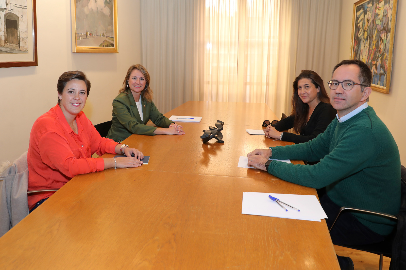 Carrasco: “Contaremos con el Colegio de Arquitectos de Castellón para diseñar los proyectos de ciudad. Hoy anunciamos el compromiso de activar un concurso de ideas para hacerles partícipes del progreso de la capital”